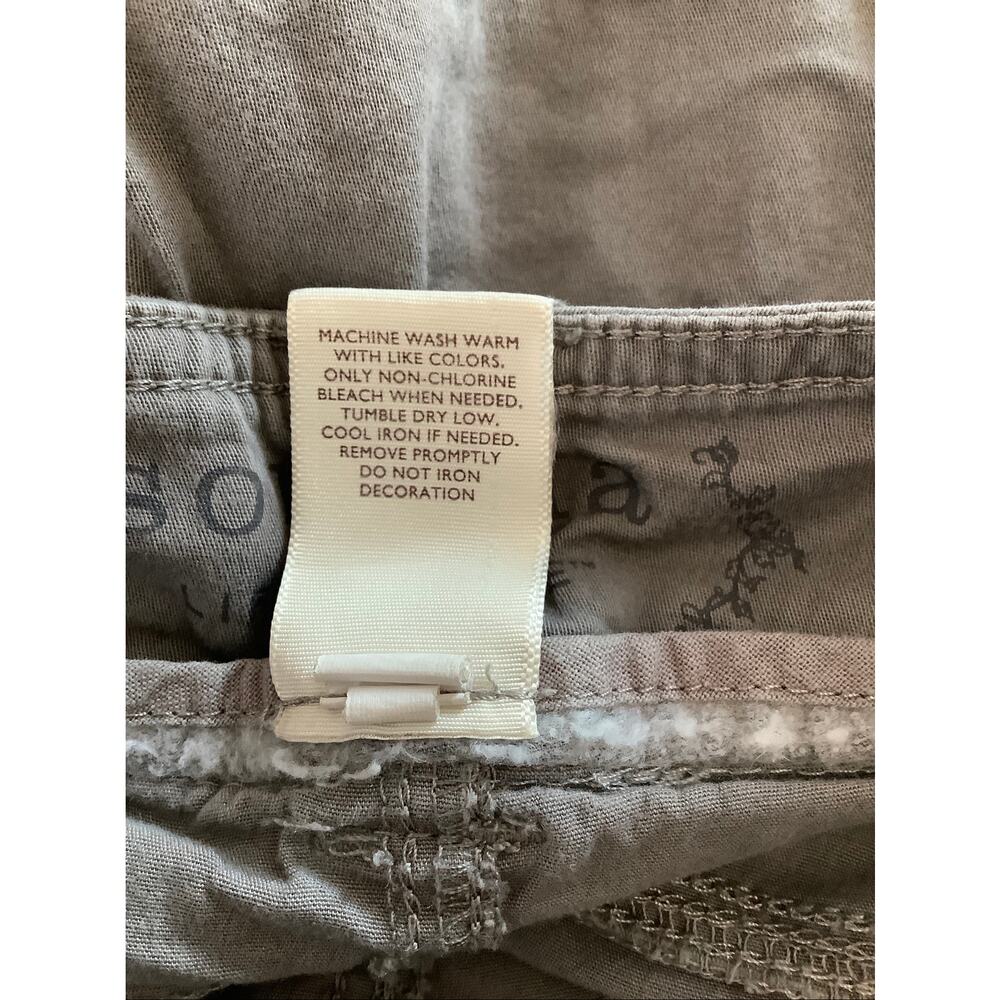 Sonoma Goods for Life Women's 12 Grey Cargo Shorts Utility Gorpcore Y2K W8-7 - Picture 6 of 6